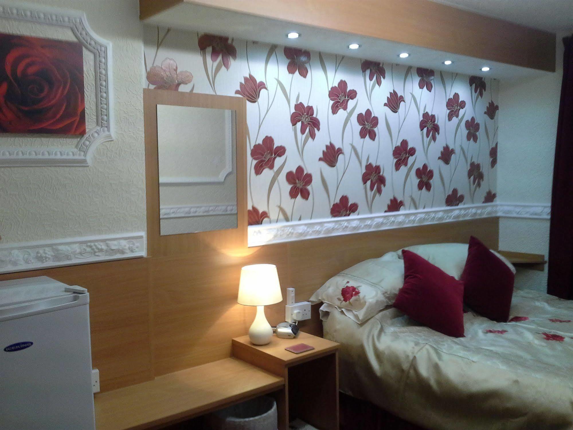 The Golden Sands B&B Blackpool Ngoại thất bức ảnh